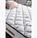 Baza de pat cu tablie si saltea Bamboo Homs 160×200 cm