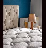 Baza de pat cu tablie si saltea Cashmere Homs 90×190 cm