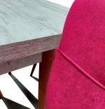 Set masa extensibila cu 6 scaune tapitate Homs cristal alb-rosu170 x 80 cm