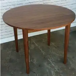 Masa bucaterie rotunda Brigitte,culoare nuc, 90 cm