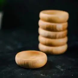 Set 6 Boluri din Lemn Natural